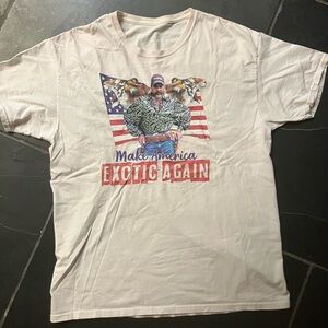 Men’s Approx Sz Large Joe Exotic Make America Great Again T-Shirt